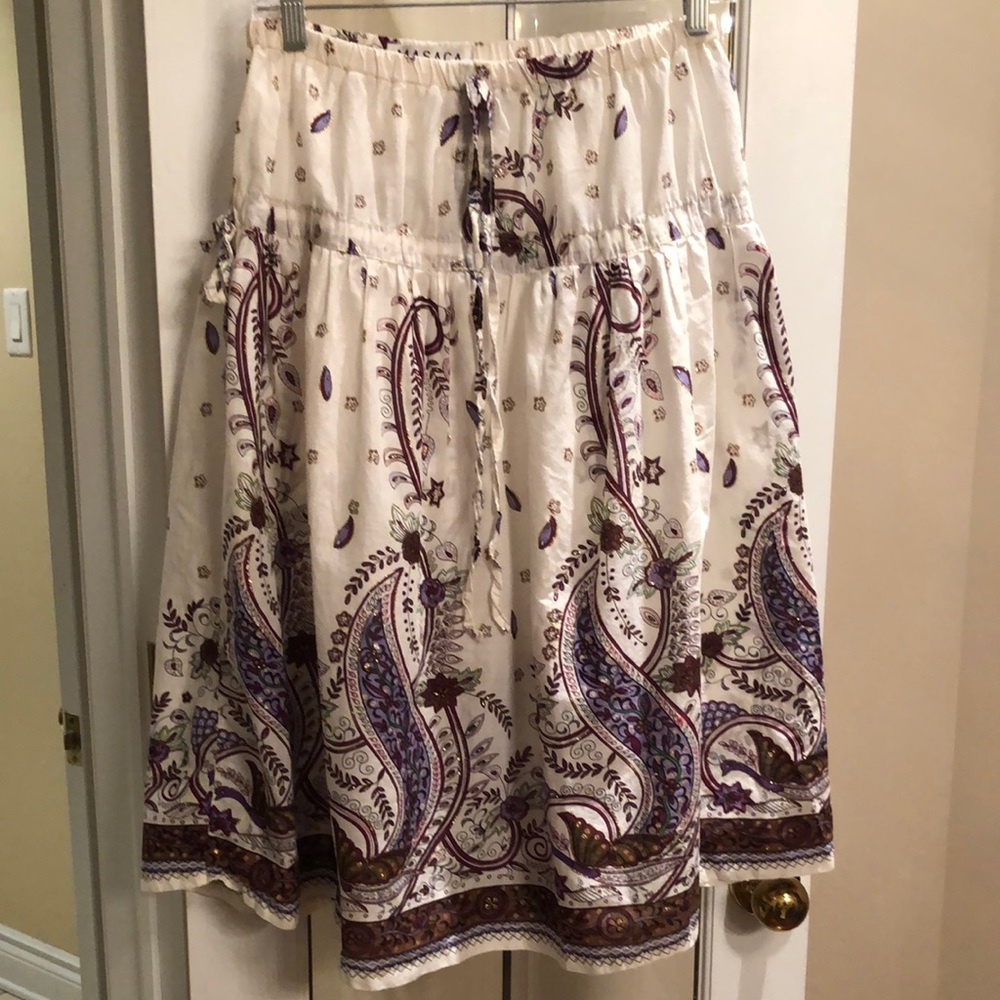 Paisley Print White and Purple Skirt